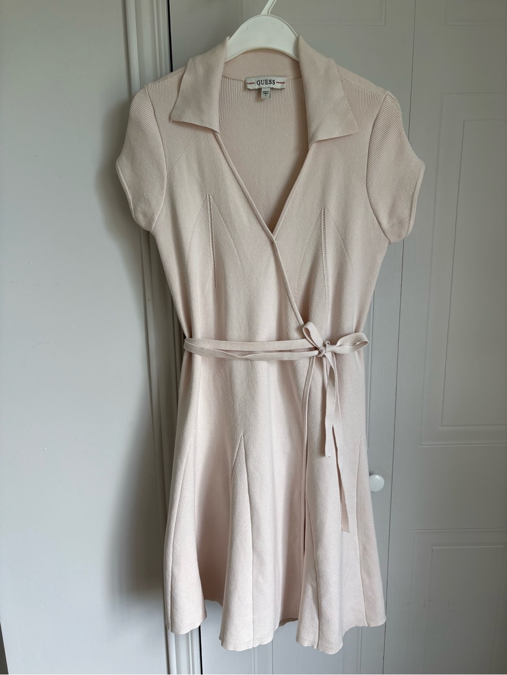 GUESS Cream Short-Sleeve Wrap Dress with Self-Tie Belt